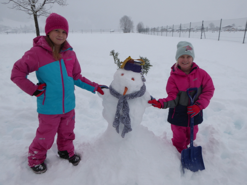 Volksschule Lenzing Schneemann Und Schneefrau Bauen